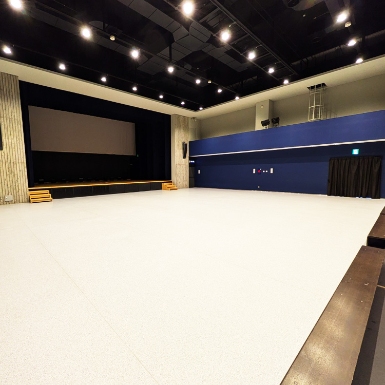 安芸津生涯学習センター万葉ホールの写真