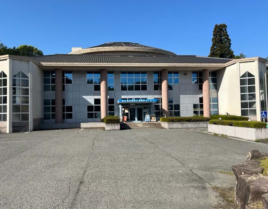 東広島市豊栄生涯学習センター外観