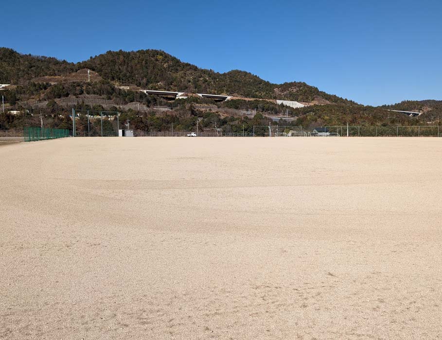 黒瀬多目的グラウンド風景